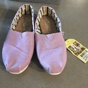 NWT Toms shoes, Lavender, size 9.5
